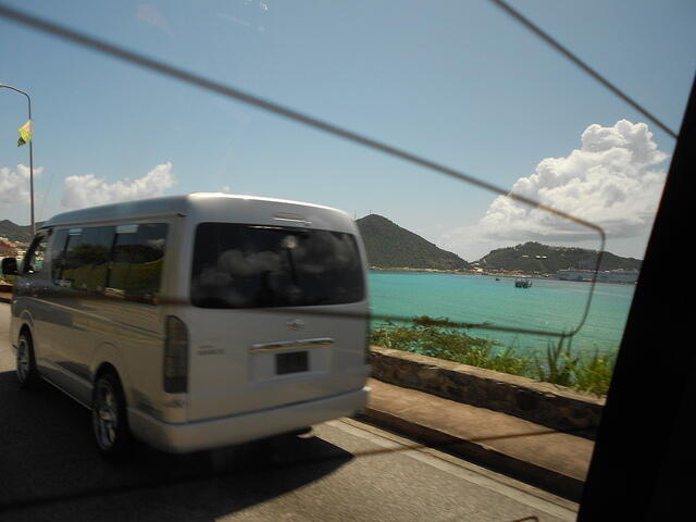 5706F0E2-9C20-4FEF-9562-D81D8F05AD5B